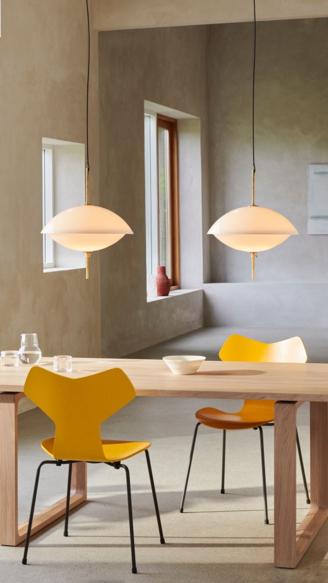 Clam Ø44cm Suspensions Verre opale-Laiton