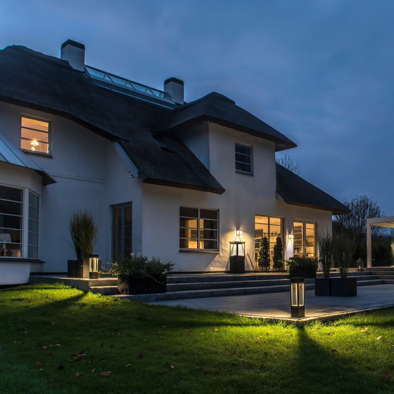 Lantern G1 Bornes Outdoor LED Noir