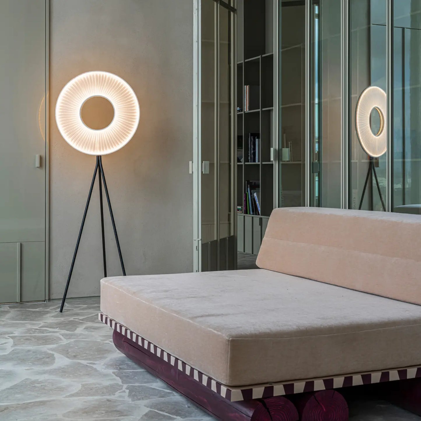 Iris floor tripod 60 Lampadaires LED