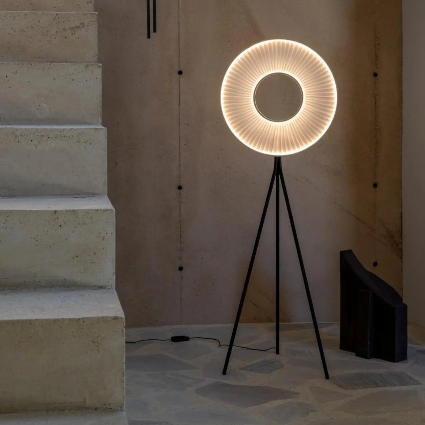 Iris floor tripod 60 Lampadaires LED