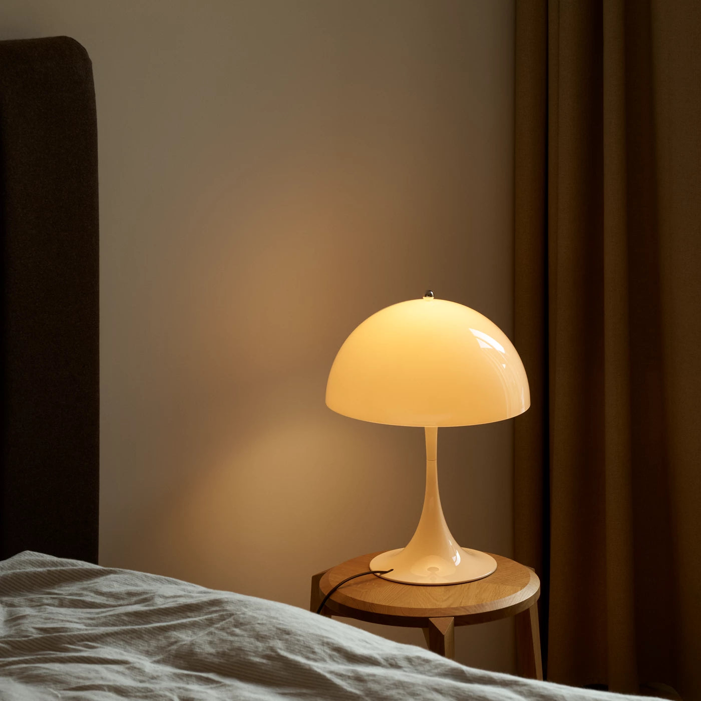 Panthella 320 Lampes à poser