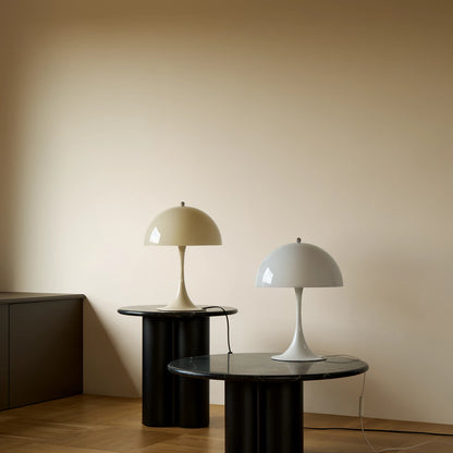 Panthella 320 Lampes à poser