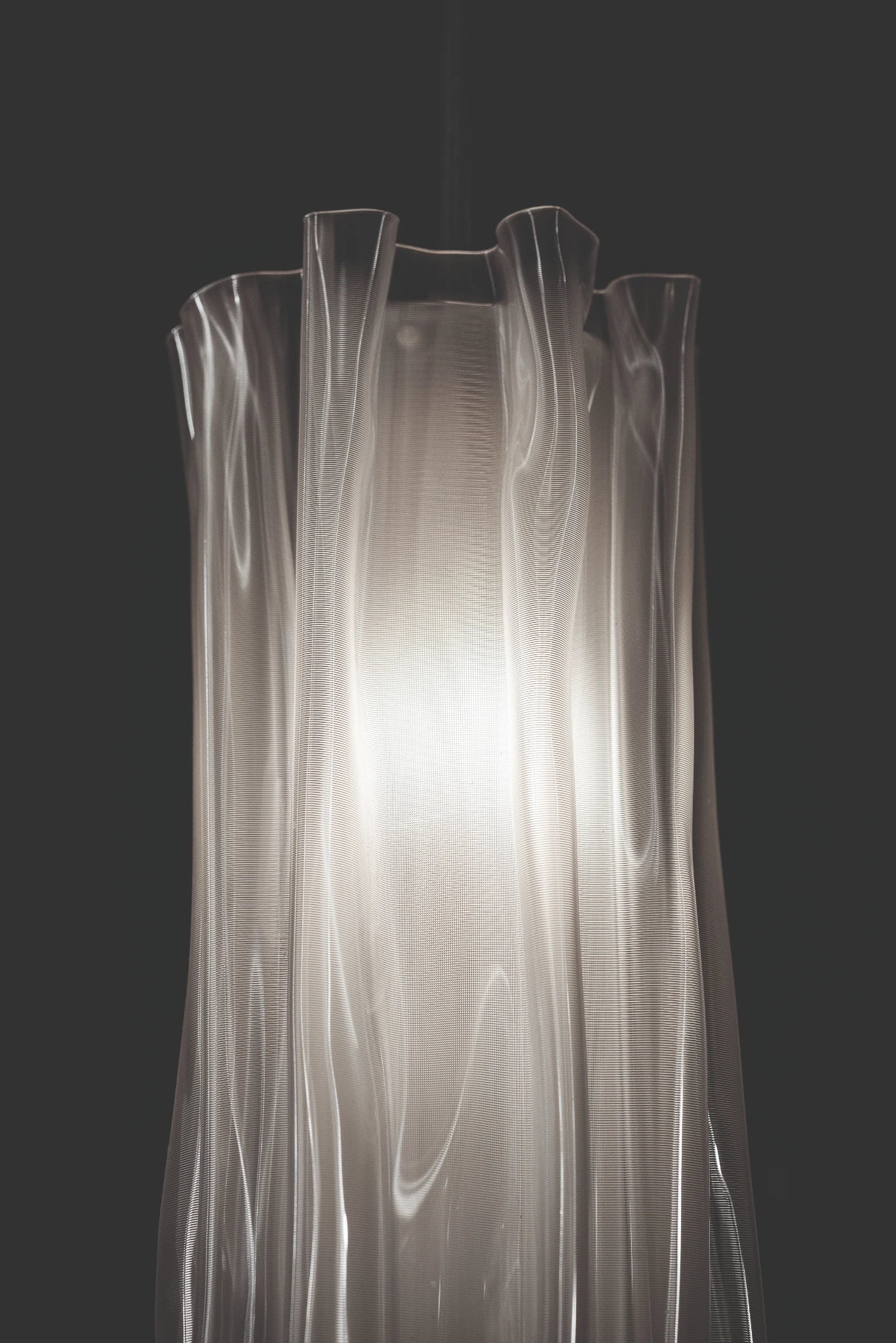 Accordéon Vertical Suspensions