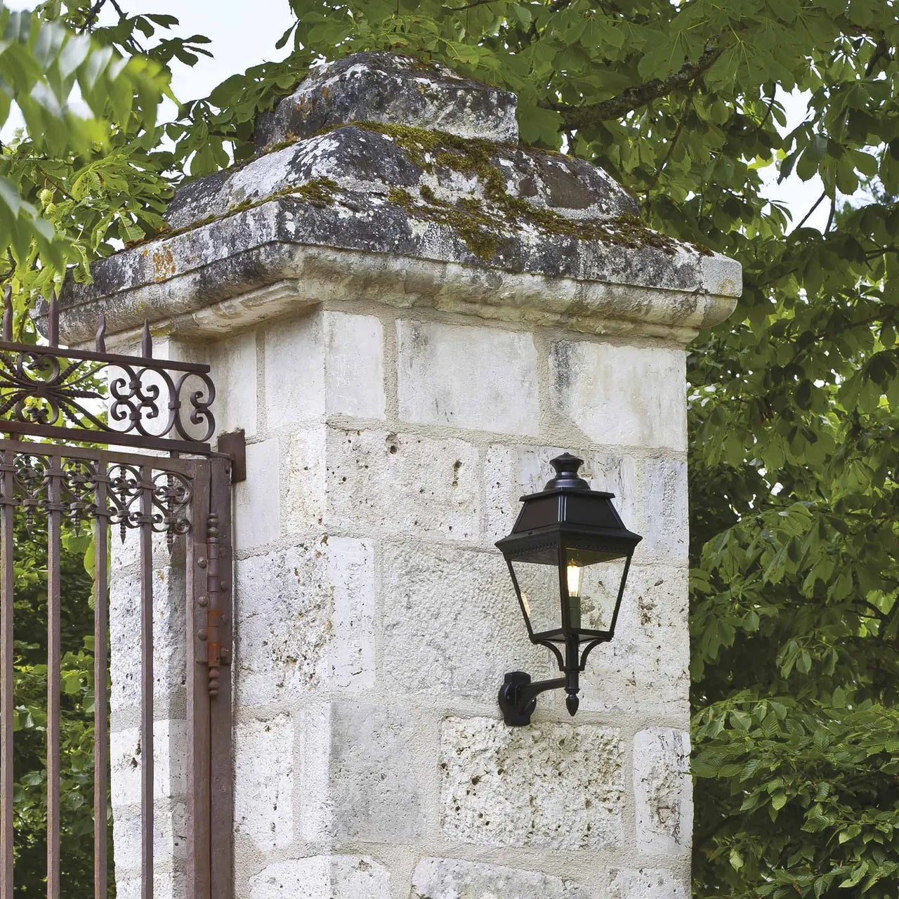 Avenue 3 N° 4 E27 clair Appliques Outdoor