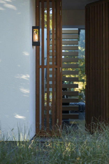 Brick N° 2 PMMA noir Bornes Outdoor