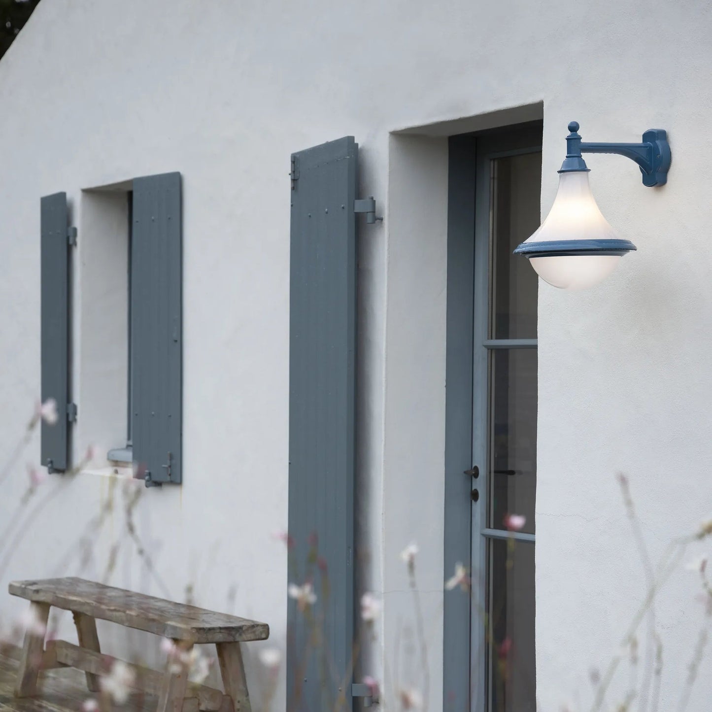 Dallas N° 4 opale Appliques Outdoor