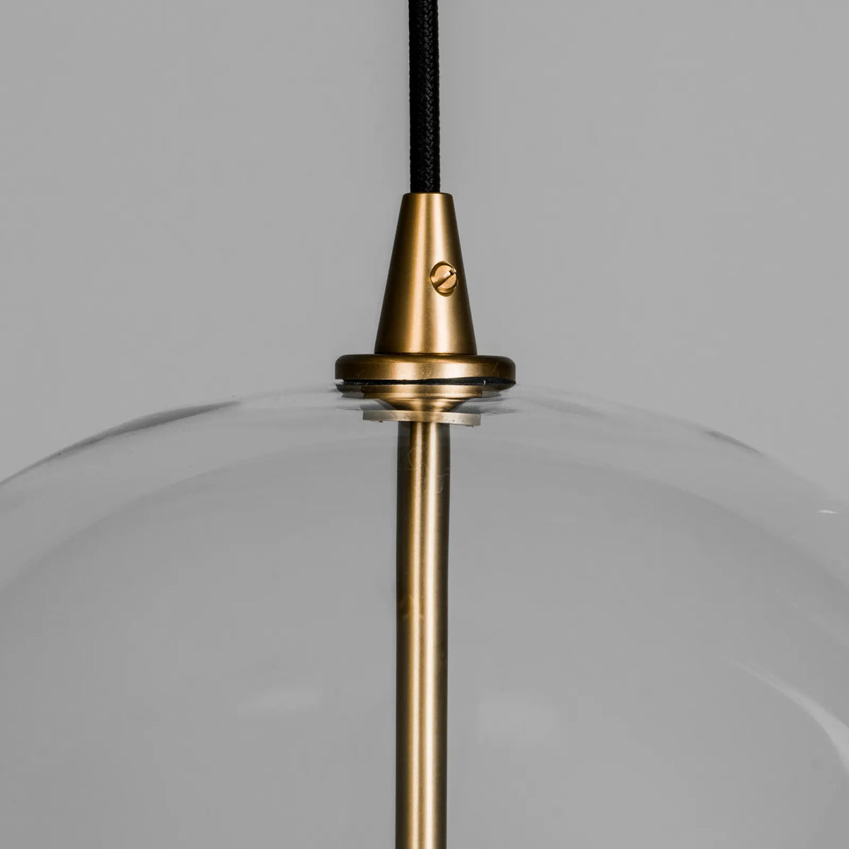 Glass Globe Pendant fi 300 Suspensions