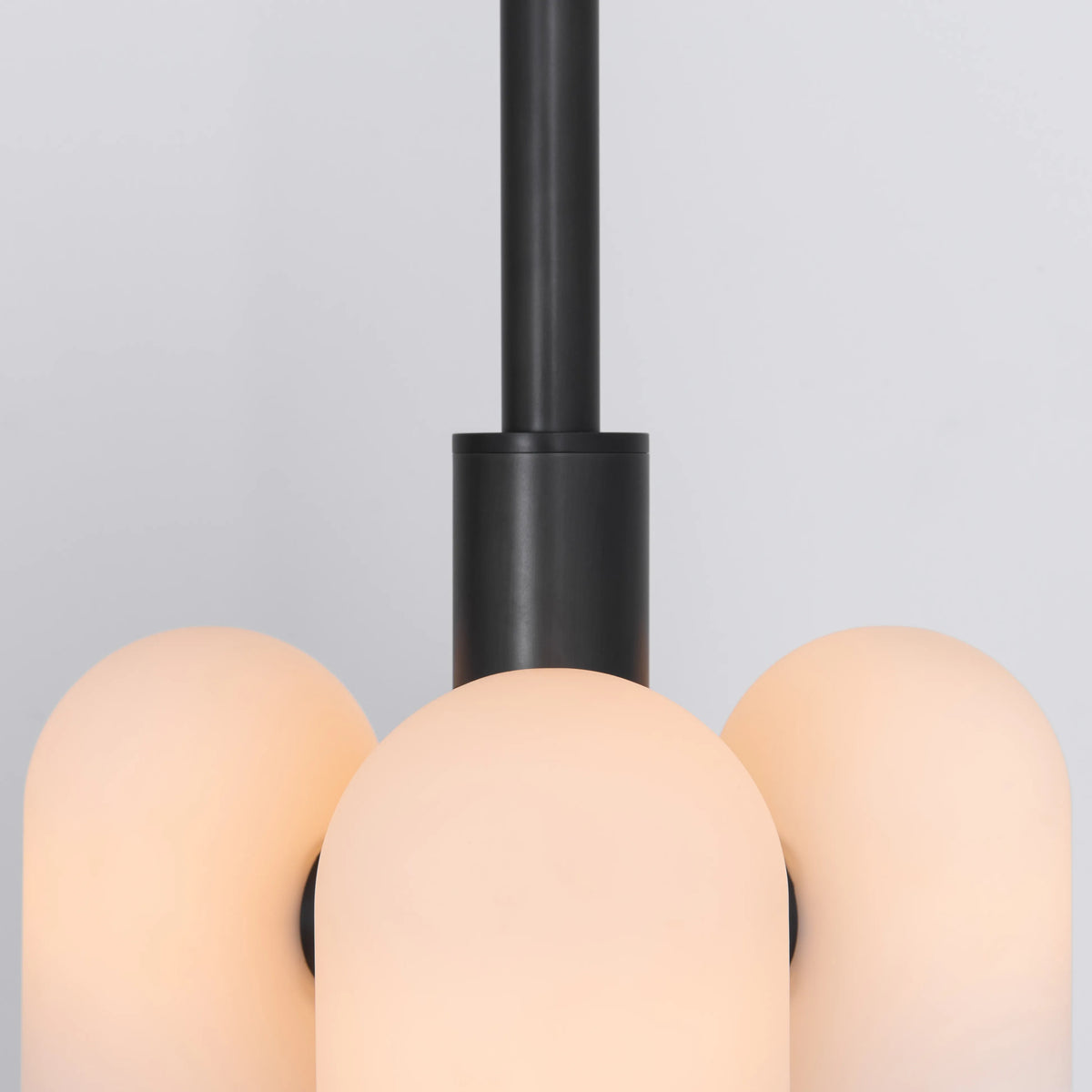 Odyssey Pendant 3 Opale mat Suspensions