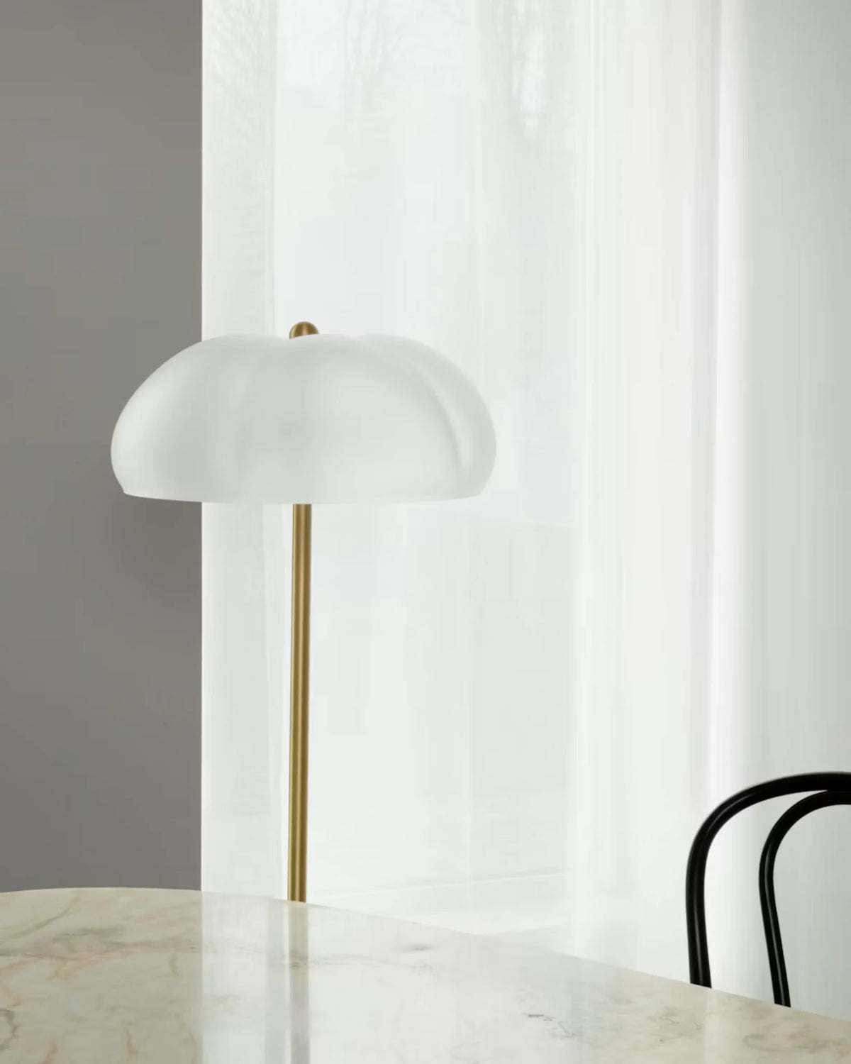 Hana Floor Lamp Lampadaires