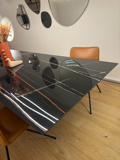 Stratos Table Keramik Noir Outlet