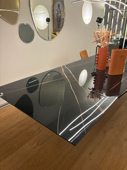 Stratos Table Keramik Noir Outlet