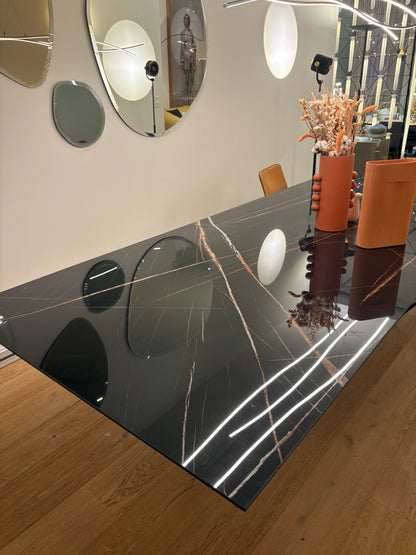 Stratos Table Keramik Noir Outlet