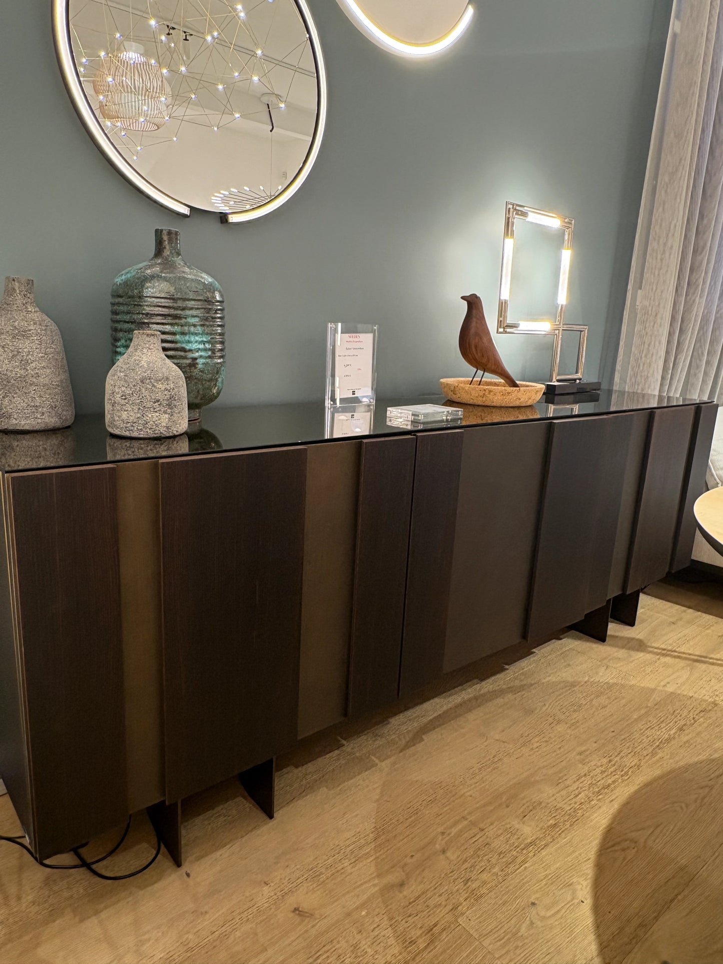 Amsterdam Commode Outlet
