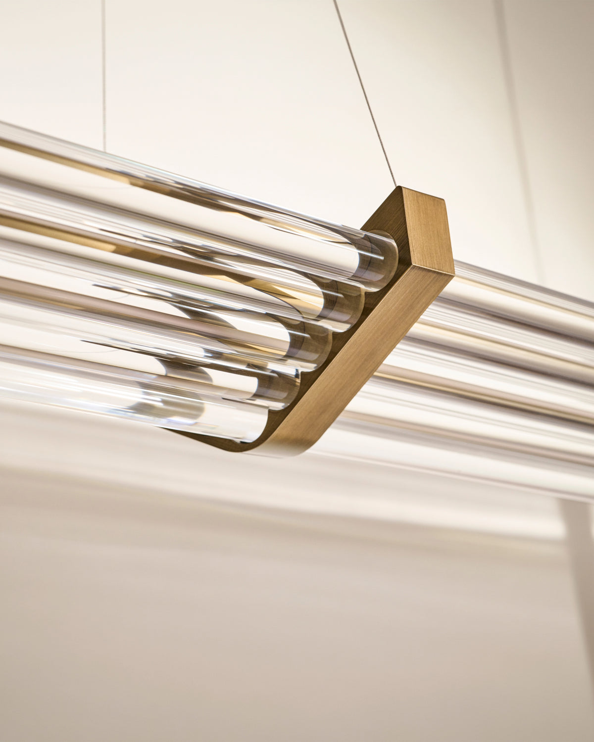 Seagull Horizontal 160cm Suspensions LED