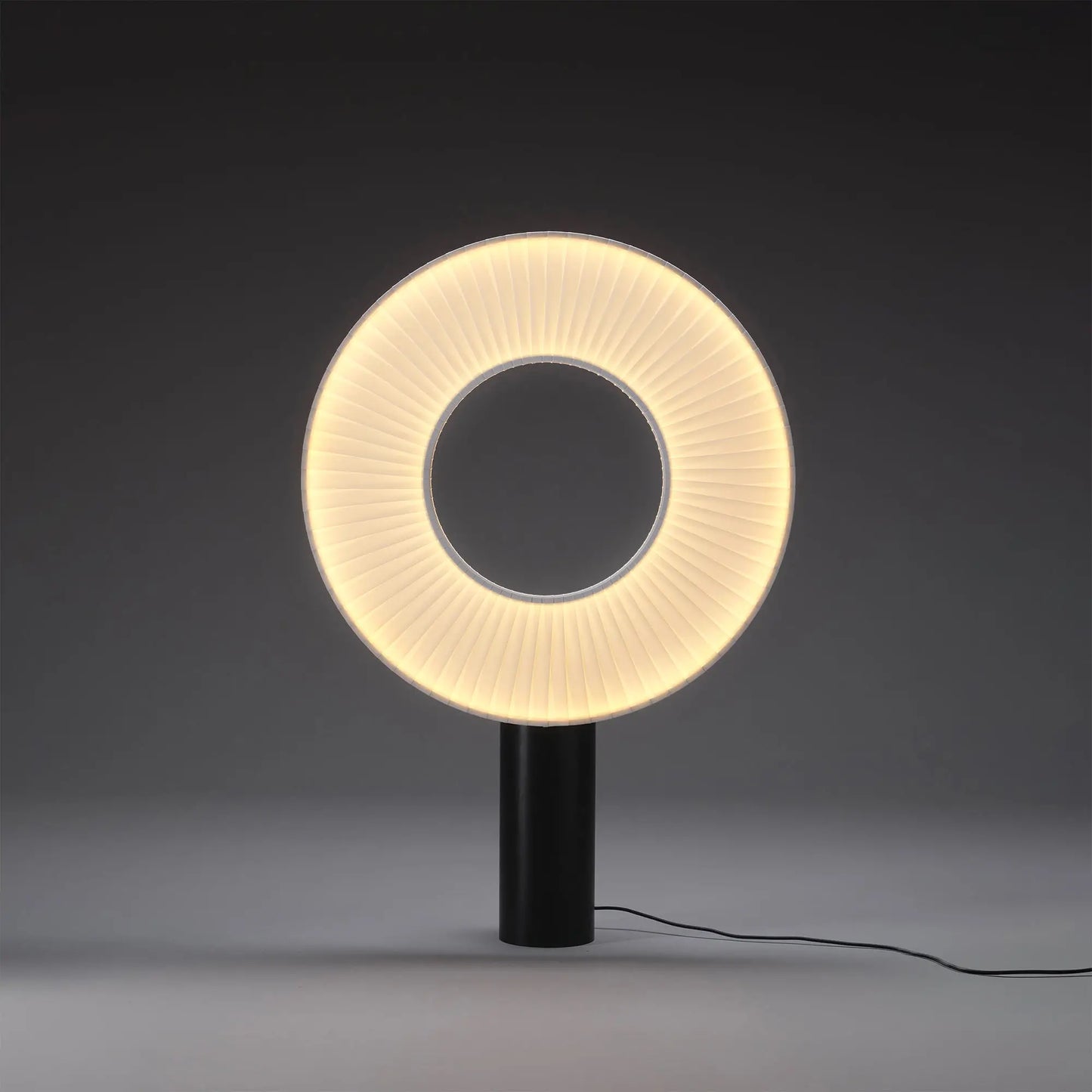 Iris Table 50 Lampes de table LED