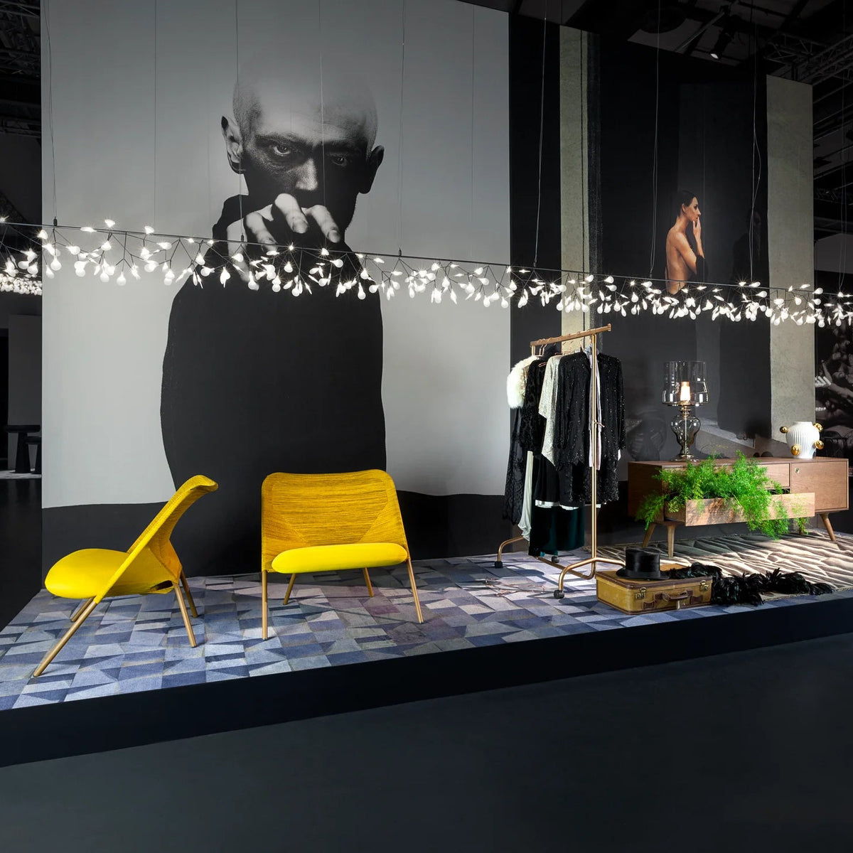 Heracleum III Endless Suspensions LED