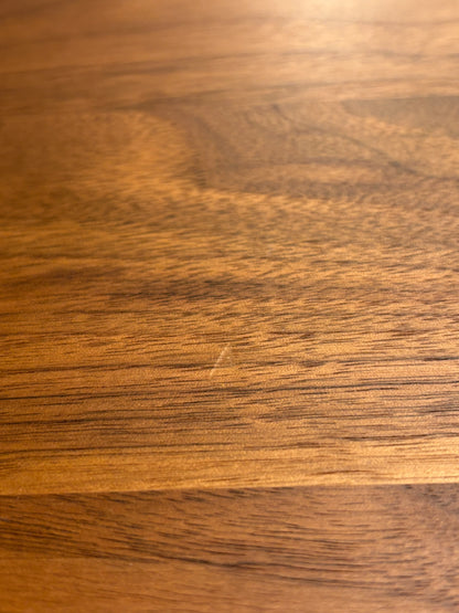 In Between SK12 Table Outlet