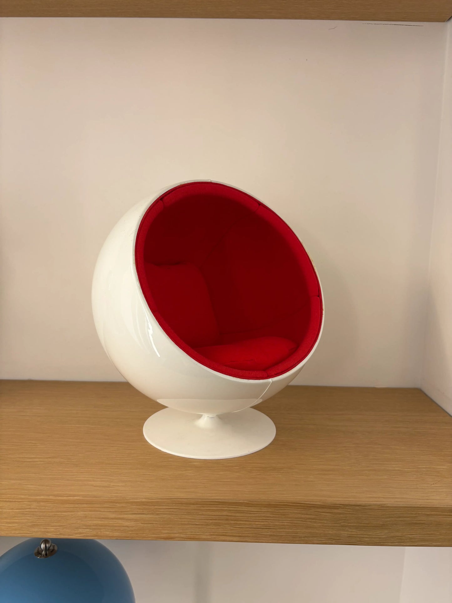 Ball Chair miniature Outlet