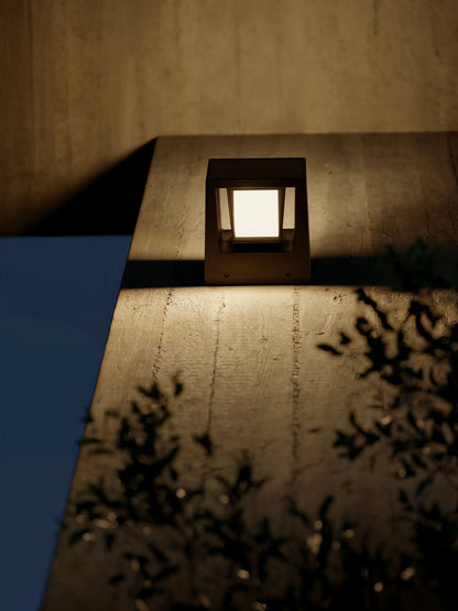 Gap Q Appliques Outdoor LED