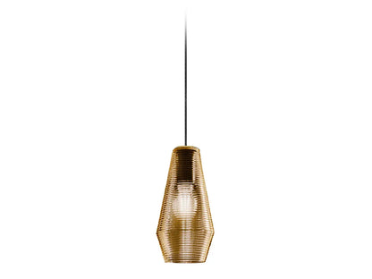 Olivia Noir pour Suspensions multiples