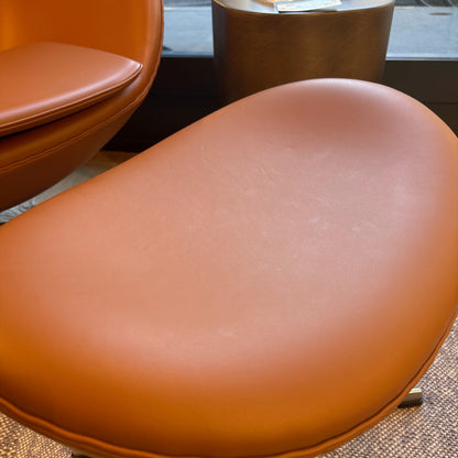 Egg Fauteuil et Ottoman Outlet