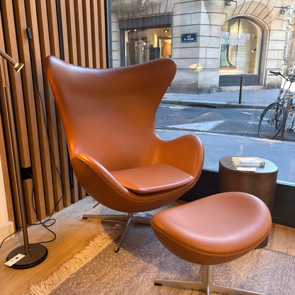 Egg Fauteuil et Ottoman Outlet