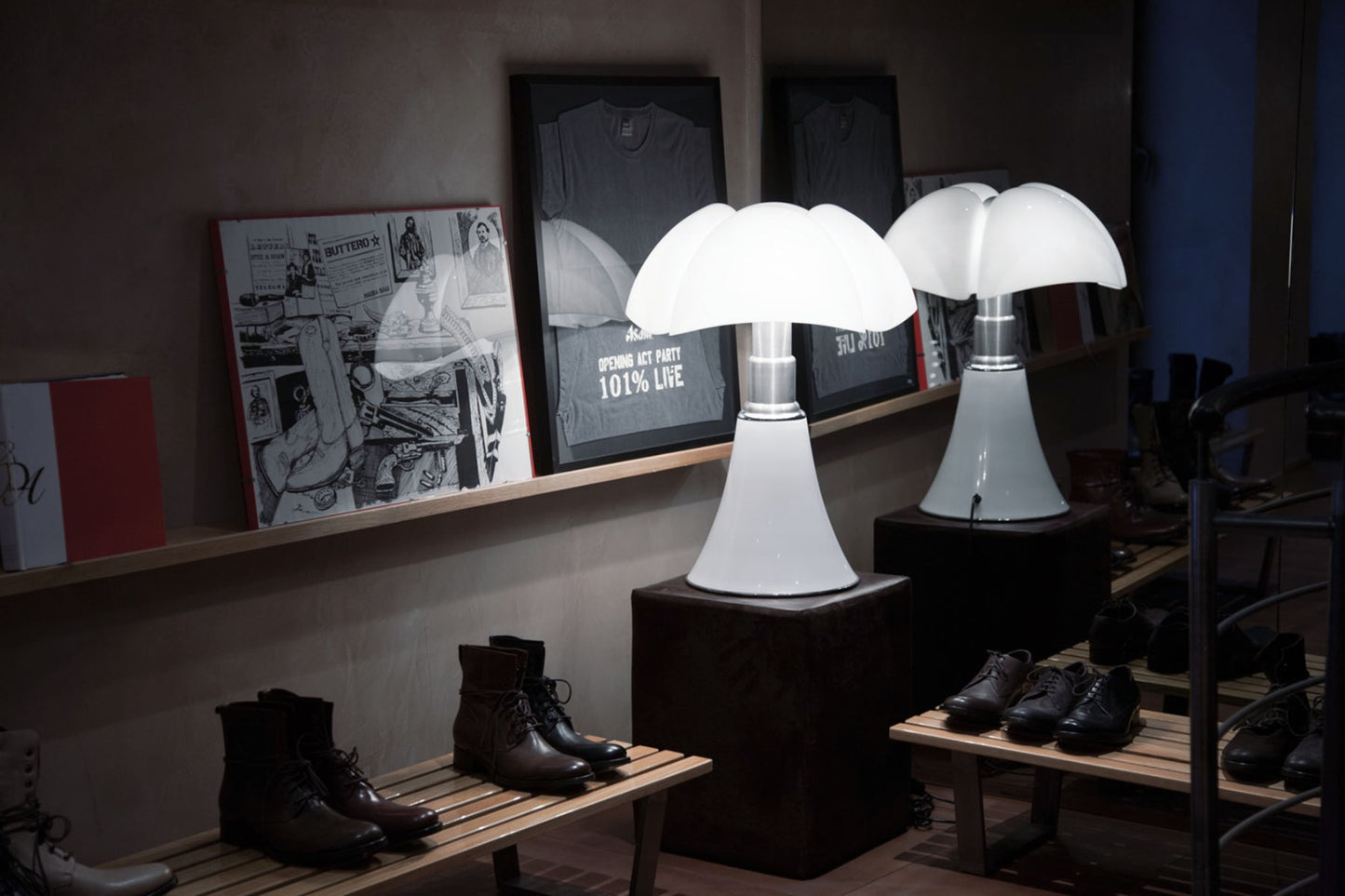 Luminaires Pipistrello l'Originale Lampes de table Martinelli Luce coloris Noir brillant — image de la galerie