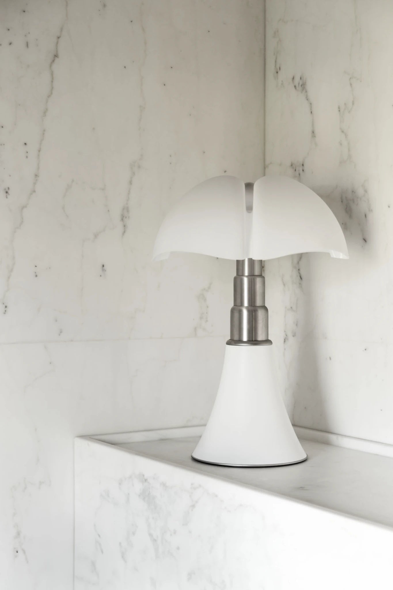 Pipistrello Medium LED Lampes de table ambiance Blanc mat 6