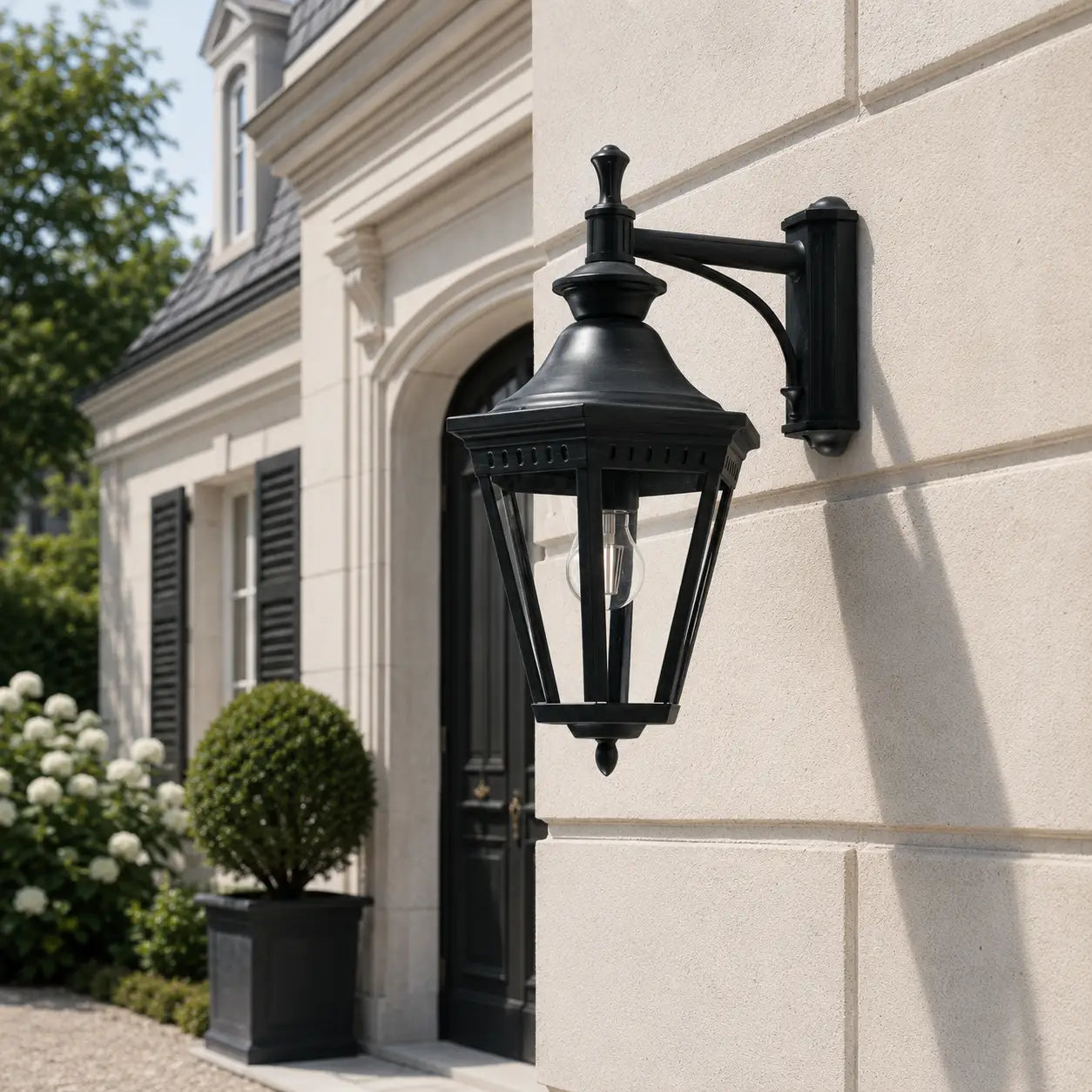 Victoria N° 5 Appliques Outdoor