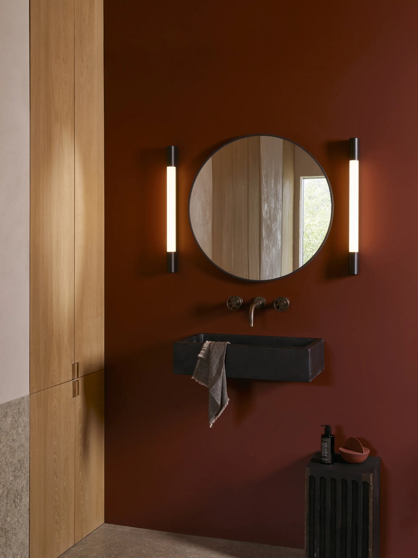 Palermo 600 LED IP44 Appliques