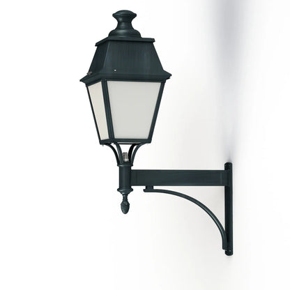 Avenue 4 N° 4 E27 opale Appliques Outdoor