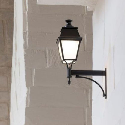Avenue 4 N° 4 E27 clair Appliques Outdoor