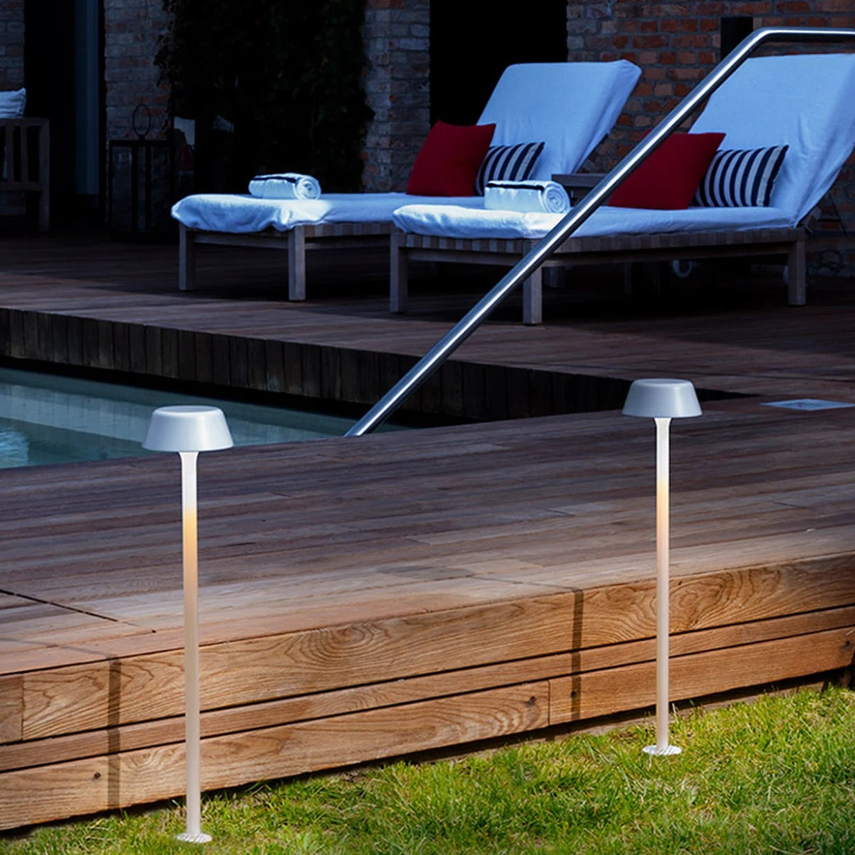 Firefly in the sky Lampadaires Outdoor