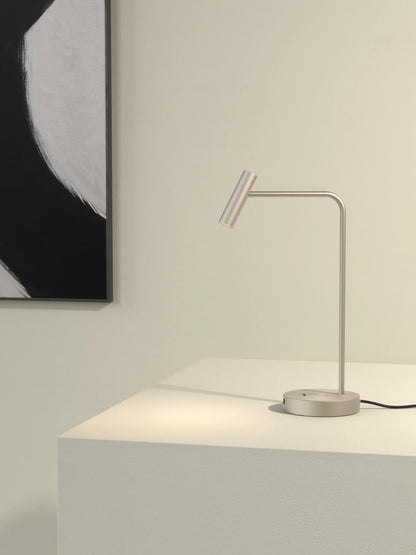 Enna Desk USB C IP20 Lampes de table