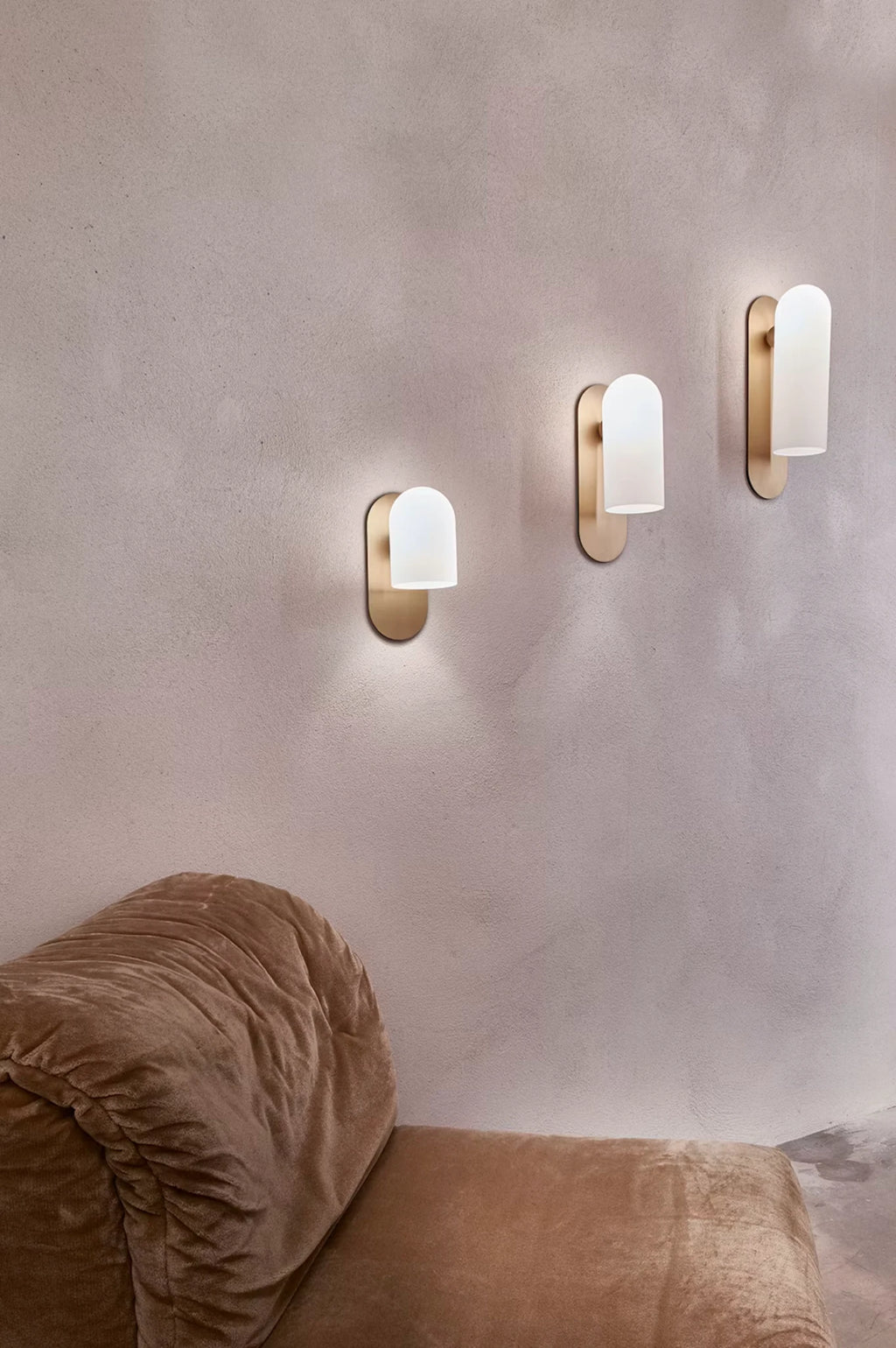 Odyssey Wall Sconce SM Dries Appliques