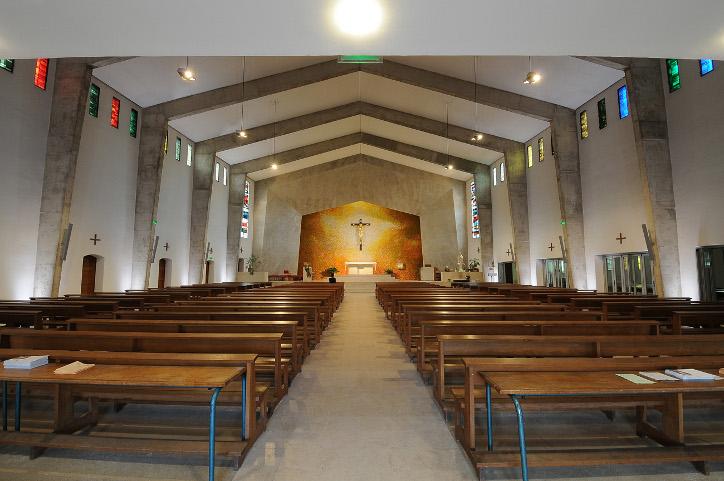 En 2011, l’église de Saint-Cyr-l’Ecole fait l’objet d’importants travaux de rénovation et d'embellissement.